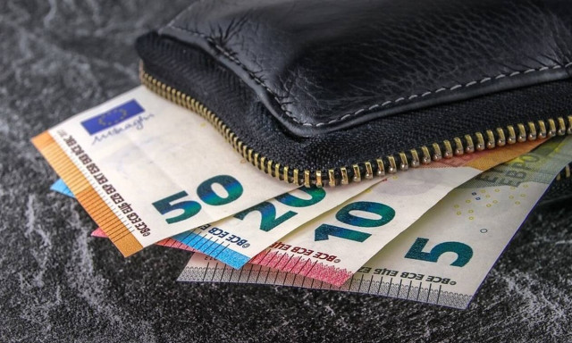 Στον ΟΠΕΚΑ τα χρήματα για το ΚΕΑ - Πότε θα πληρωθούν οι δικαιούχοι 