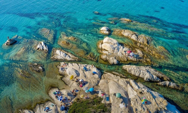 Καιρός: Ποιο Φθινόπωρο; Θερμοκρασίες για παραλία το Σαββατοκύριακο