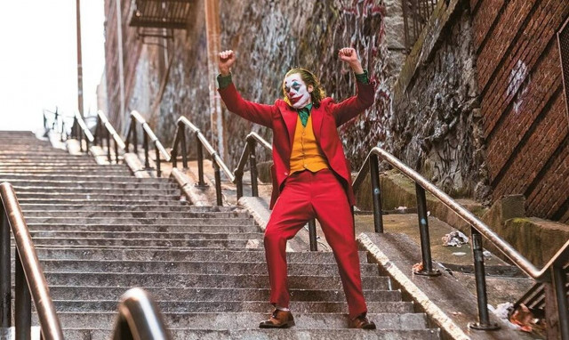 Joker: Η ταινία για την οποία μιλούν όλοι και σπάει το ένα ρεκόρ μετά το άλλο