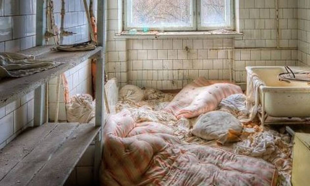 Ανατριχίλα στο Τσέρνομπιλ: Δείτε πλάνα μέσα από το νοσοκομείο της πόλης