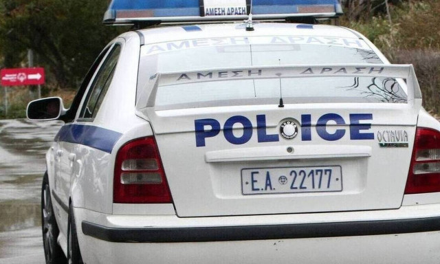 Έκαναν τους λογιστές και έβαλαν ηλικιωμένη να κάνει ανάληψη από ATM - Πώς γλίτωσε τελευταία στιγμή