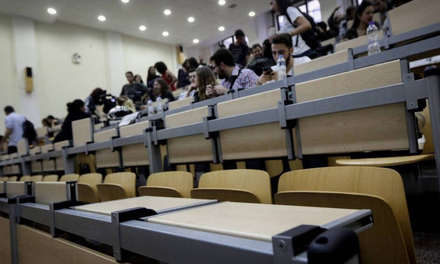 Μετεγγραφές στα ΑΕΙ: Αντίστροφη μέτρηση για την έναρξη των αιτήσεων