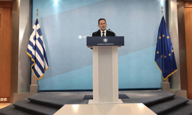 Πέτσας: Έρχονται 1,2 δισ. ευρώ για αναθέρμανση της οικονομίας και κοινωνική στήριξη 