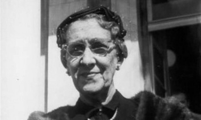 Σαν σήμερα το 1981 πέθανε η Λίνα Τσαλδάρη, η πρώτη Ελληνίδα που διατέλεσε υπουργός