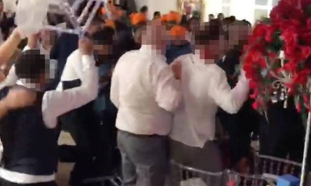 Σοκ: «Διαλύθηκε» γάμος έπειτα από άγριο καυγά! (pics+vid)