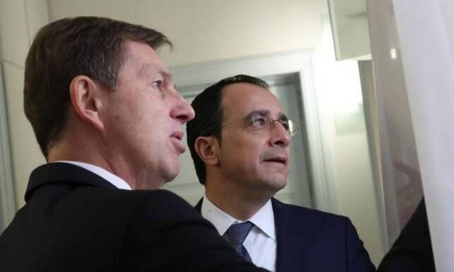 Πρόβλημα στο αεροπλάνο που μετέφερε τον Σλοβένο ΥΠΕΞ στην Κύπρο