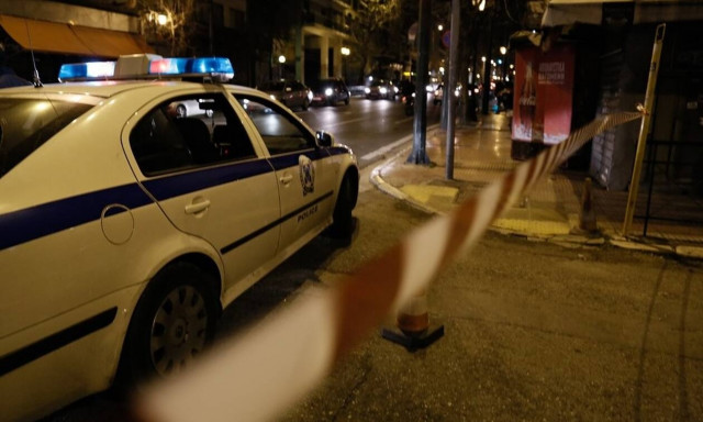 Τρόμος για ηλικιωμένο: Ληστές τον χτύπησαν και άρπαξαν κοσμήματα αξίας 100.000 ευρώ (vid)