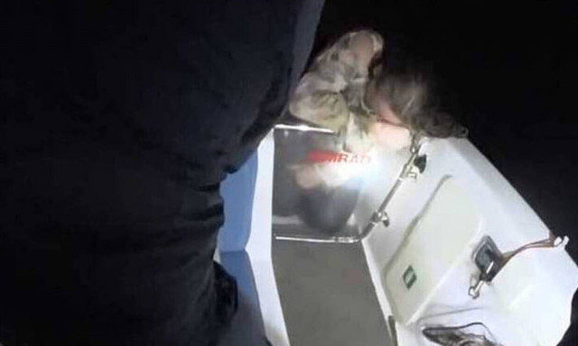 Ανατριχιαστικό βίντεο με τη 18χρονη που έσωσαν ψαράδες στη Κρήτη: Τα πρώτα λόγια της Κατερίνας (vid)