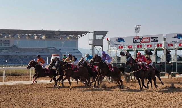 Συναρπαστικό θέαμα στο 73ο Ελληνικό Ντέρμπι ΟΠΑΠ
