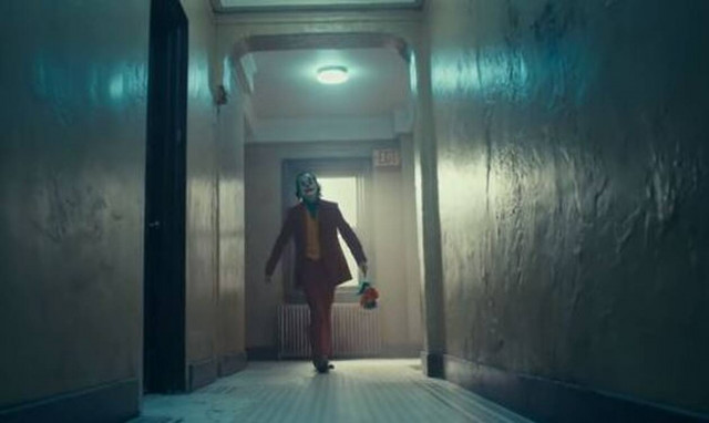 ΣΚΑΪ: Απίστευτη γκάφα on air με τον "Joker" (pics)