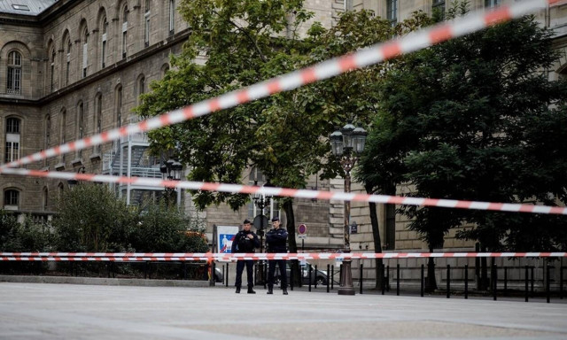 Λήξη συναγερμού στη Γαλλία: Συνελήφθη ο άνδρας που είχε «ταμπουρωθεί» σε μουσείο