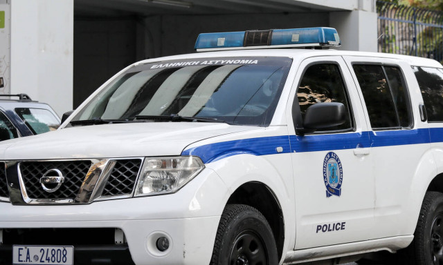 Πανικός στη Σπάρτη: Ηλικιωμένος απειλούσε με καραμπίνα υπαλλήλους της ΔΕΗ