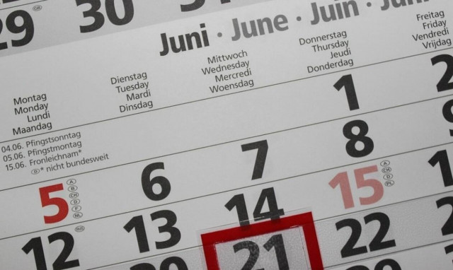 Φοιτητές ολόγυμνοι: Το ημερολόγιο που σαρώνει – Αποκαλυπτικές φωτογραφίες (pics)