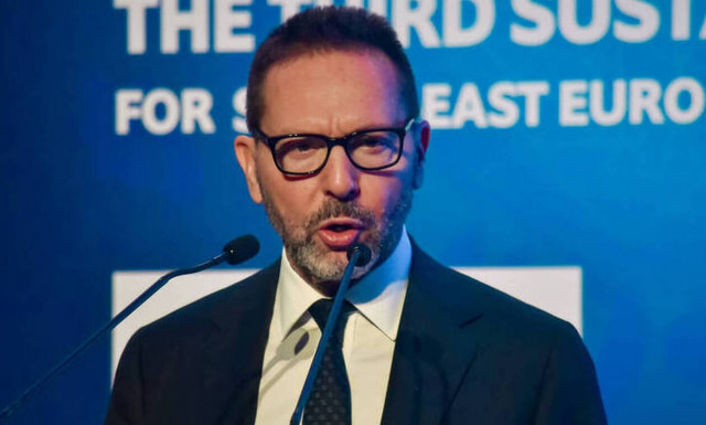 Στουρνάρας: Μόνο θυμηδία προκαλεί το έγγραφο των τριών εισαγγελέων 