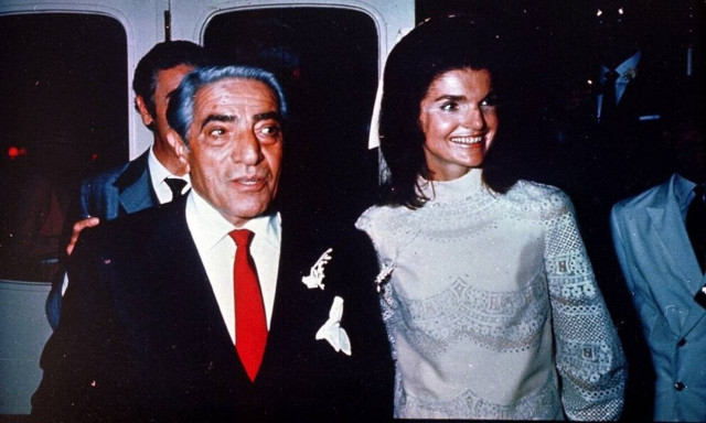 Αποκάλυψη: Δείτε τι έκανε ο Ωνάσης στη Τζάκι Κένεντι - Παγκόσμιος σάλος (pics)