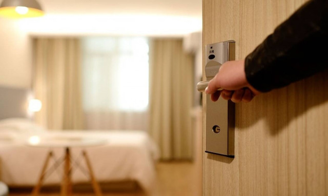 Αρχίζουν τα τμήματα μετεκπαίδευσης για τους εργαζόμενους στον τουρισμό