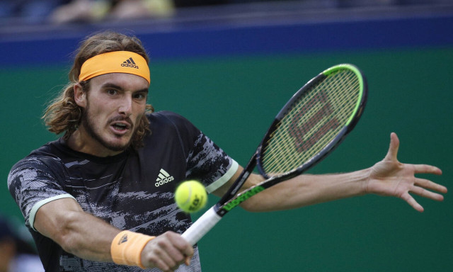 LIVE Φέντερερ vs Τσιτσιπάς: Η «μάχη» του Στέφανου απέναντι στον Ελβετό