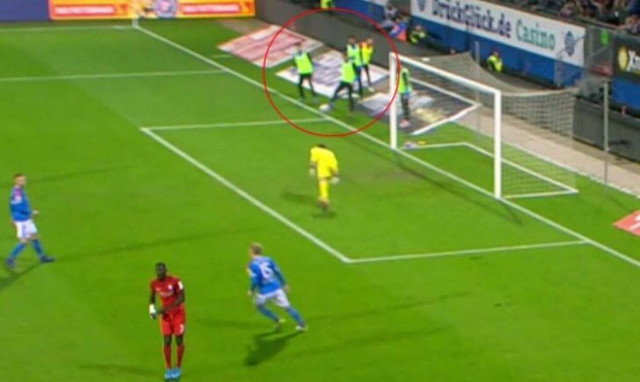 Ο αναπληρωματικός έκανε πέναλτι - Ο κανονισμός που δεν ήξερε κανείς!