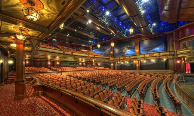 Συγκλονίζει γνωστή Ελληνίδα ηθοποιός: Έψαχνα να βρω ένα 2ευρω να πάρω κάτι να φάω (pics)