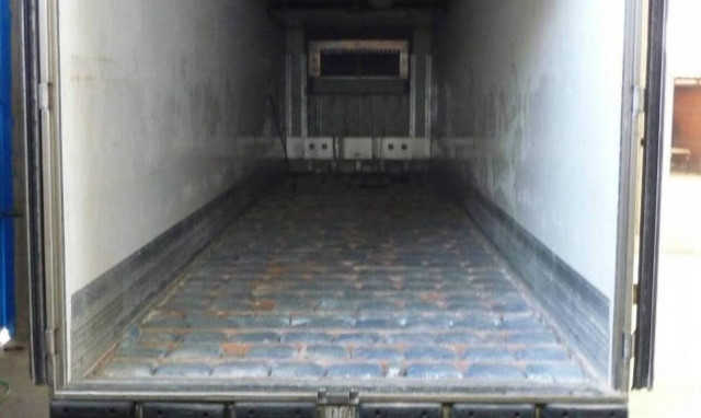 Γαλλία: Οκτώ μετανάστες, μεταξύ αυτών 4 παιδιά, βρέθηκαν μέσα σε ένα φορτηγό ψυγείο