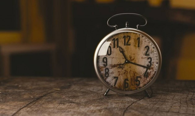 Η αλλαγή ώρας κατέληξε σε… εφιάλτη για αυτό τον άνδρα – Δείτε γιατί (pics)