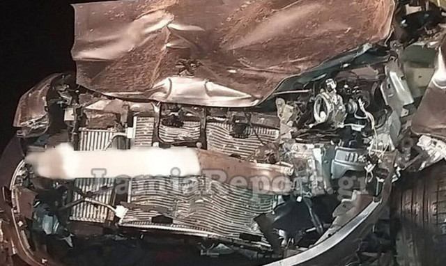 Λαμία: Σοβαρό τροχαίο - Αμάξι τούμπαρε και βρέθηκε στο αντίθετο ρεύμα