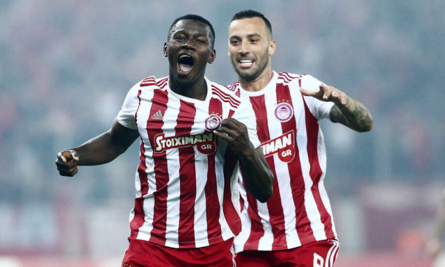 Ολυμπιακός-ΑΕΚ 2-0: «Ερυθρόλευκο» το ντέρμπι και επιστροφή στην κορυφή! (photos)