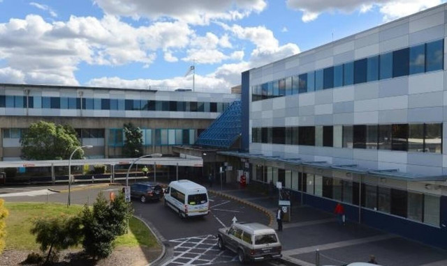 Είχε πονοκεφάλους - «Πάγωσαν» οι γιατροί μ’ αυτό που ανακάλυψαν (pics)