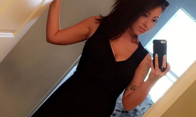 Σερβιτόρα πήρε φιλοδώρημα… λαχείο - Δε φαντάζεστε πόσα κέρδισε στο τζακπότ (pics)