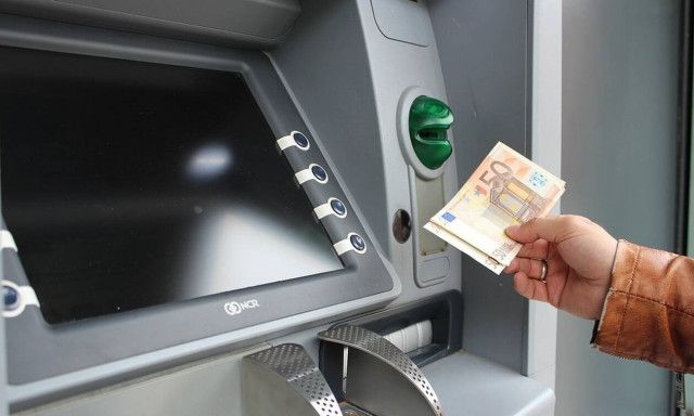 Διευκρινίσεις της ΔΙΑΣ για τις συναλλαγές στα ΑΤΜ: Έως έξι λεπτά η μέγιστη χρέωση