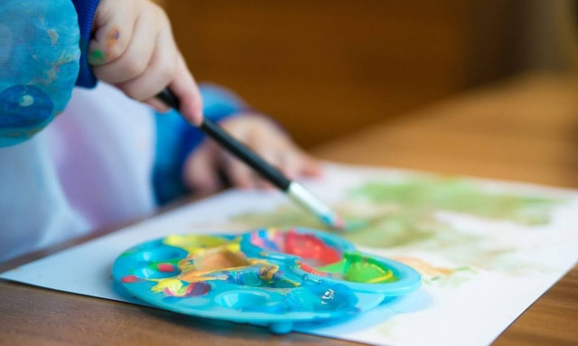 ΣΟΚ: Μαχαίρωσαν μέχρι θανάτου 6χρονο μέσα σε νηπιαγωγείο (pics)