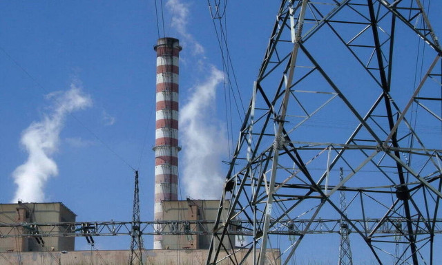 ΔΕΗ: Καταργείται η μονιμότητα - Πώς θα γίνονται οι προσλήψεις