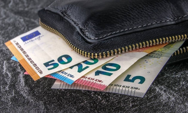 Εφορία: Κερδισμένοι και χαμένοι από τη νέα φορολογική κλίμακα