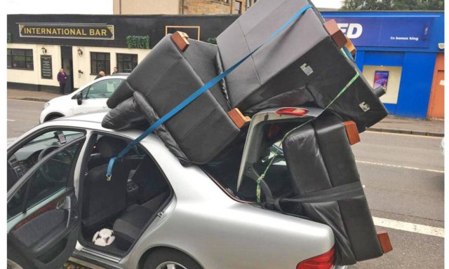 Aν είσαι Σκωτσέζος και όχι τέρας εξυπνάδας μετακομίζεις με αυτόν τον τρόπο…