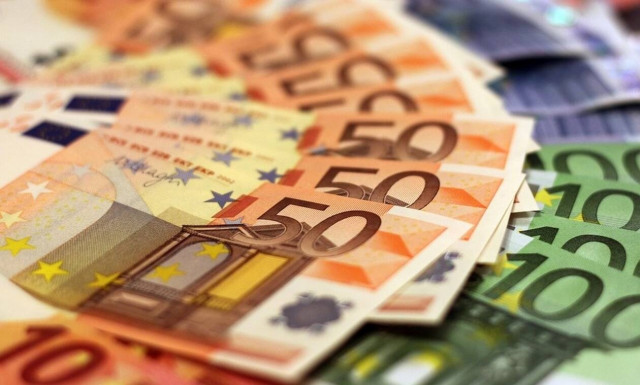 Ταμίας δήμου υπεξαίρεσε 579.888 ευρώ, καταδικάστηκε και... ζητά να επανέλθει στη θέση της