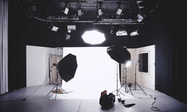 Πέθανε θρυλικός παρουσιαστής