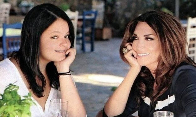 Έξι διάσημες Ελληνίδες που προχώρησαν σε υιοθεσία