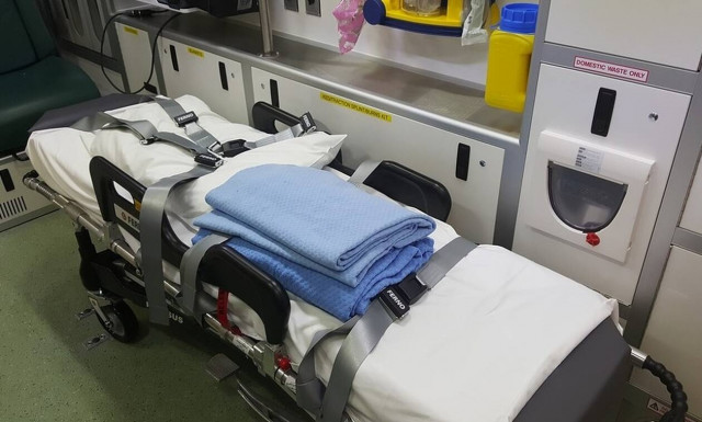 Φρίκη: Έβαλαν στοίχημα να φάει αυτό και πέθανε (pics)