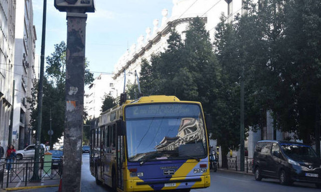 Λεωφορειολωρίδες: Σε εφαρμογή ξανά οι κάμερες - Τσουχτερά πρόστιμα για τους παραβάτες