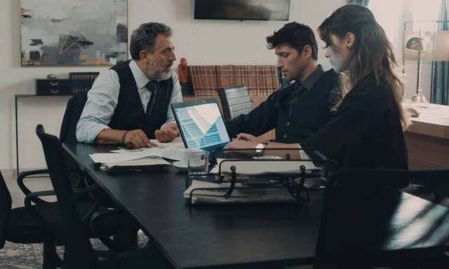 8 λέξεις: Καταιγιστικές οι εξελίξεις- Αυτό είναι το ένοχο μυστικό (photos)