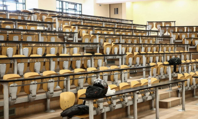 Σάλος στο ΤΕΙ Δυτικής Μακεδονίας: Φοιτήτριες κατήγγειλαν καθηγητή για σεξουαλικό εκβιασμό