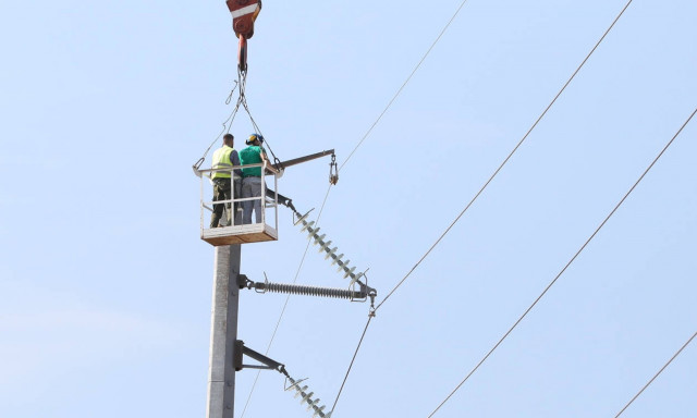 ΔΕΗ: Κατάργηση της μονιμότητας για τους νεοπροσλαμβανόμενους - Τι προβλέπει το νέο νομοσχέδιο 