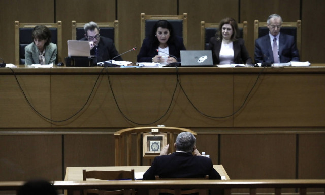 Δίκη Χρυσής Αυγής: Διακοπή στη διαδικασία για να προετοιμάσει η εισαγγελέας την αγόρευσή της