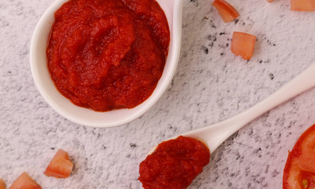 Φτιάξτε σπιτικό πελτέ ντομάτας