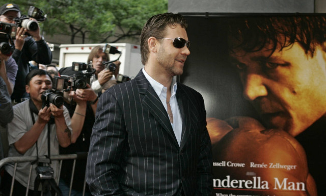 Ράσελ Κρόου: Έγινε αγνώριστος και με παραπανίσια κιλά για έναν ρόλο (pics)