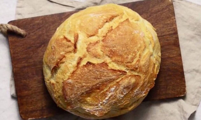 Εύκολη συνταγή για χωριάτικο ψωμί