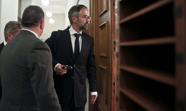 Προανακριτική Novartis - Φρουζής: Η Τουλουπάκη με πίεζε να μιλήσω για πολιτικούς που χρηματίστηκαν