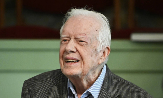 Στο νοσοκομείο ο Τζίμι Κάρτερ - Χειρουργήθηκε στο κεφάλι