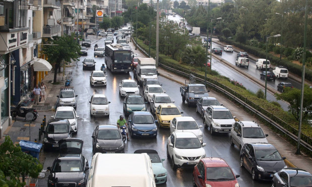 Κλειστοί δρόμοι και πάλι στην Αθήνα: Κυκλοφοριακές ρυθμίσεις και μποτιλιάρισμα (Χάρτης)