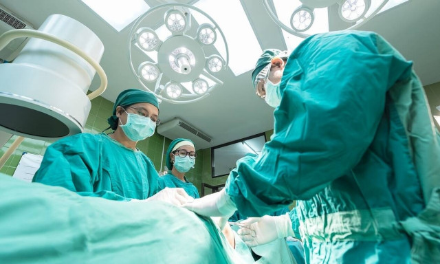 Φρίκη: Γυναικολόγος στείρωνε γυναίκες εν αγνοία τους - Η συγκλονιστική αποκάλυψη